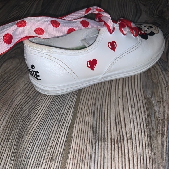 White Leather Hand Painted Mickey & Minnie - Picture 8 of 8